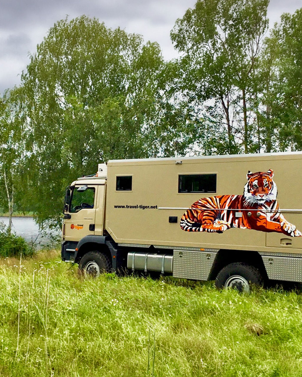 Wunderschöner Campingplatz mitten im Grünen am See.
